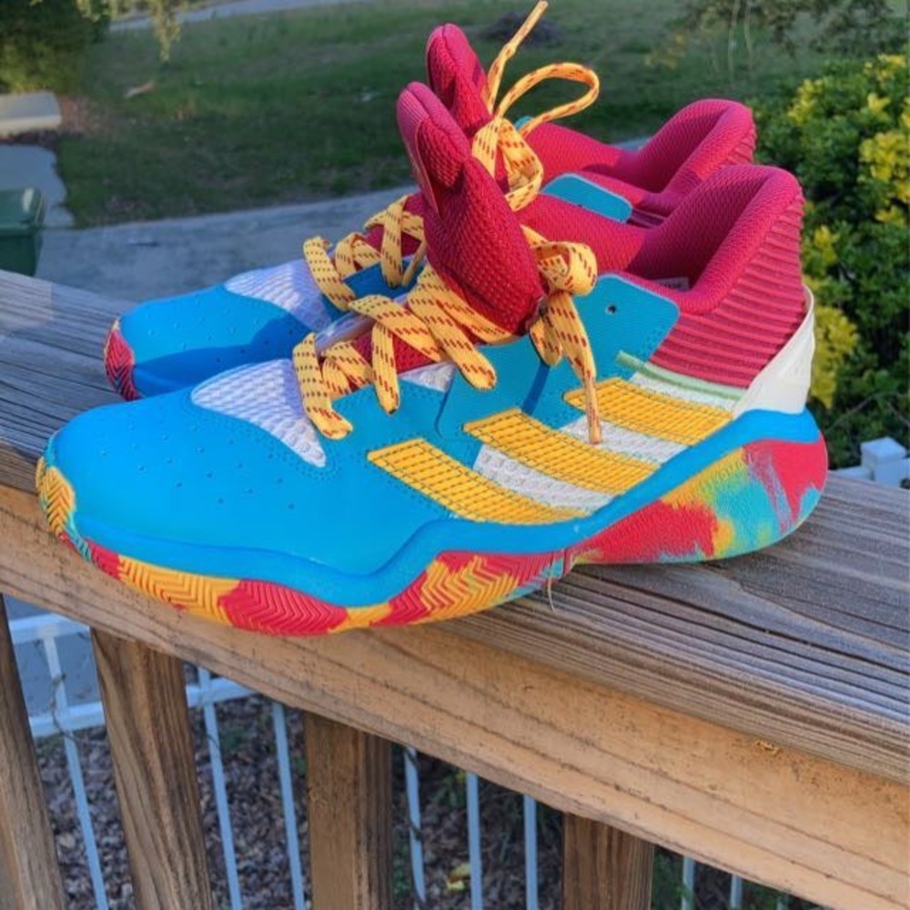 Adidas 😱